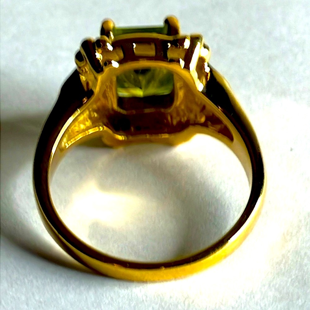 🏆Ring🏆 - Picture 3 of 3